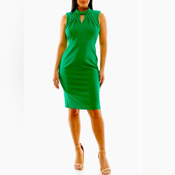 Elegant Green Sleeveless Dress - Picture 1 of 3